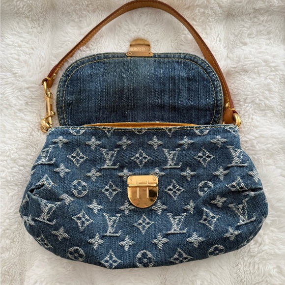 Louis Vuitton Denim Mini Pleaty - Picture 9 of 16